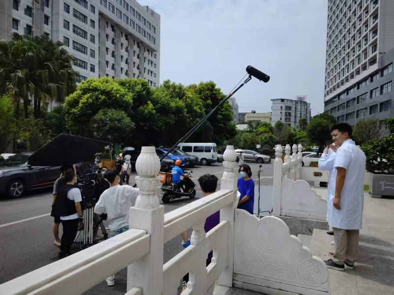 开原市广告片拍摄公司低成本实现高规格制作的诀窍